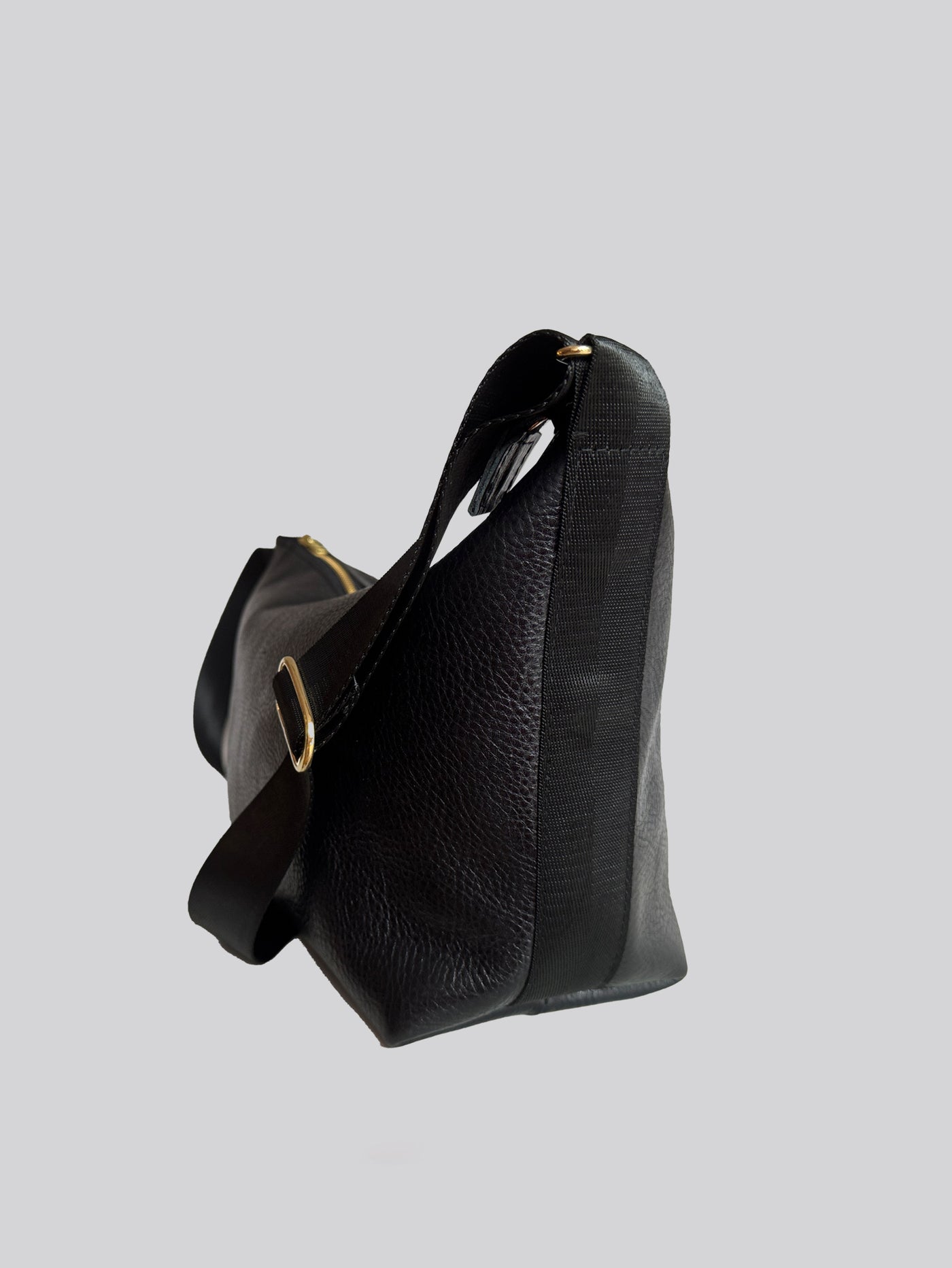 A4 - Black Leather}