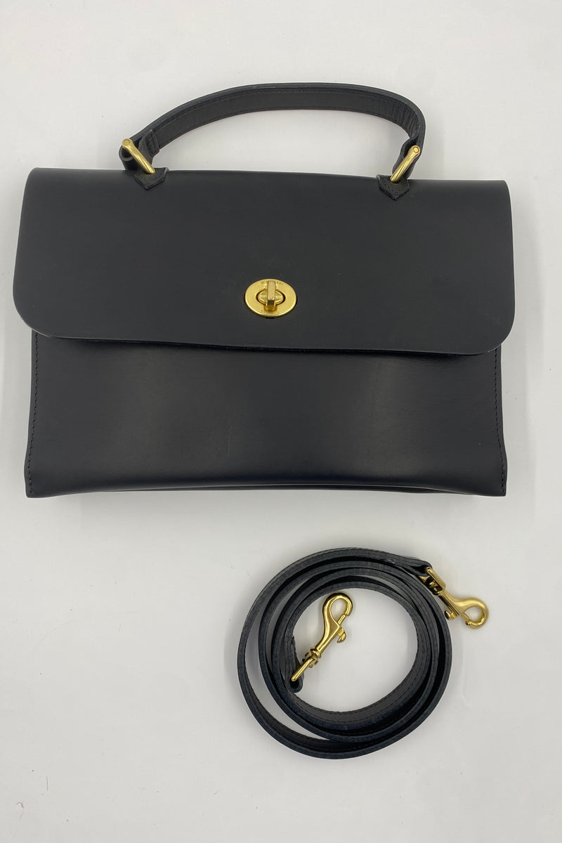040 Hebe - Black