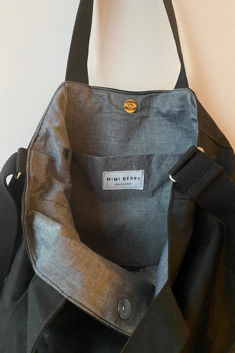 062 Mark Tote - Black