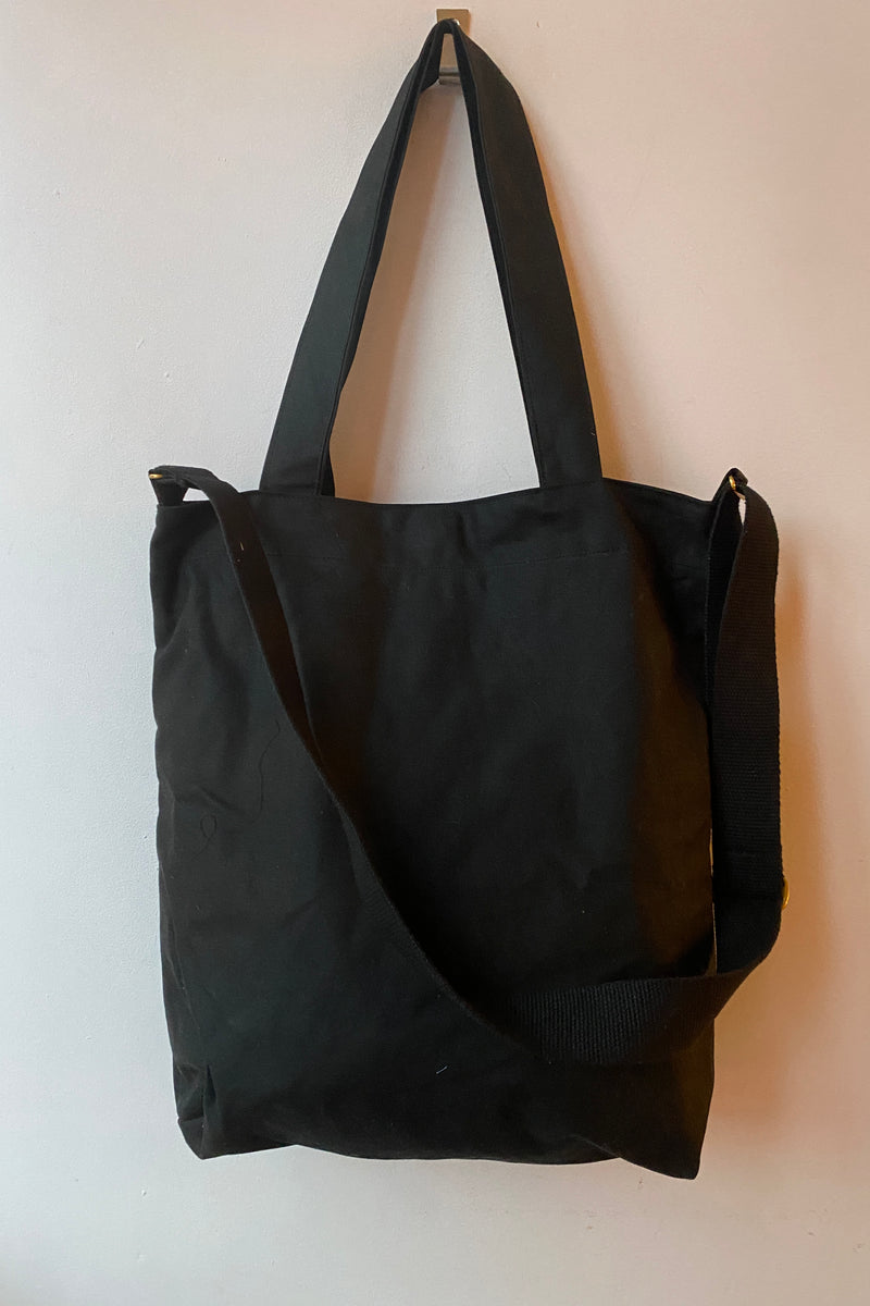 061 Mark Tote - Black