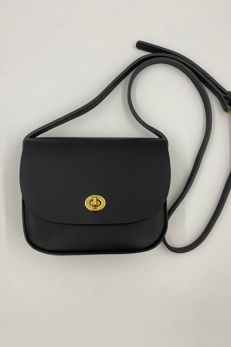 093 Francis - Black