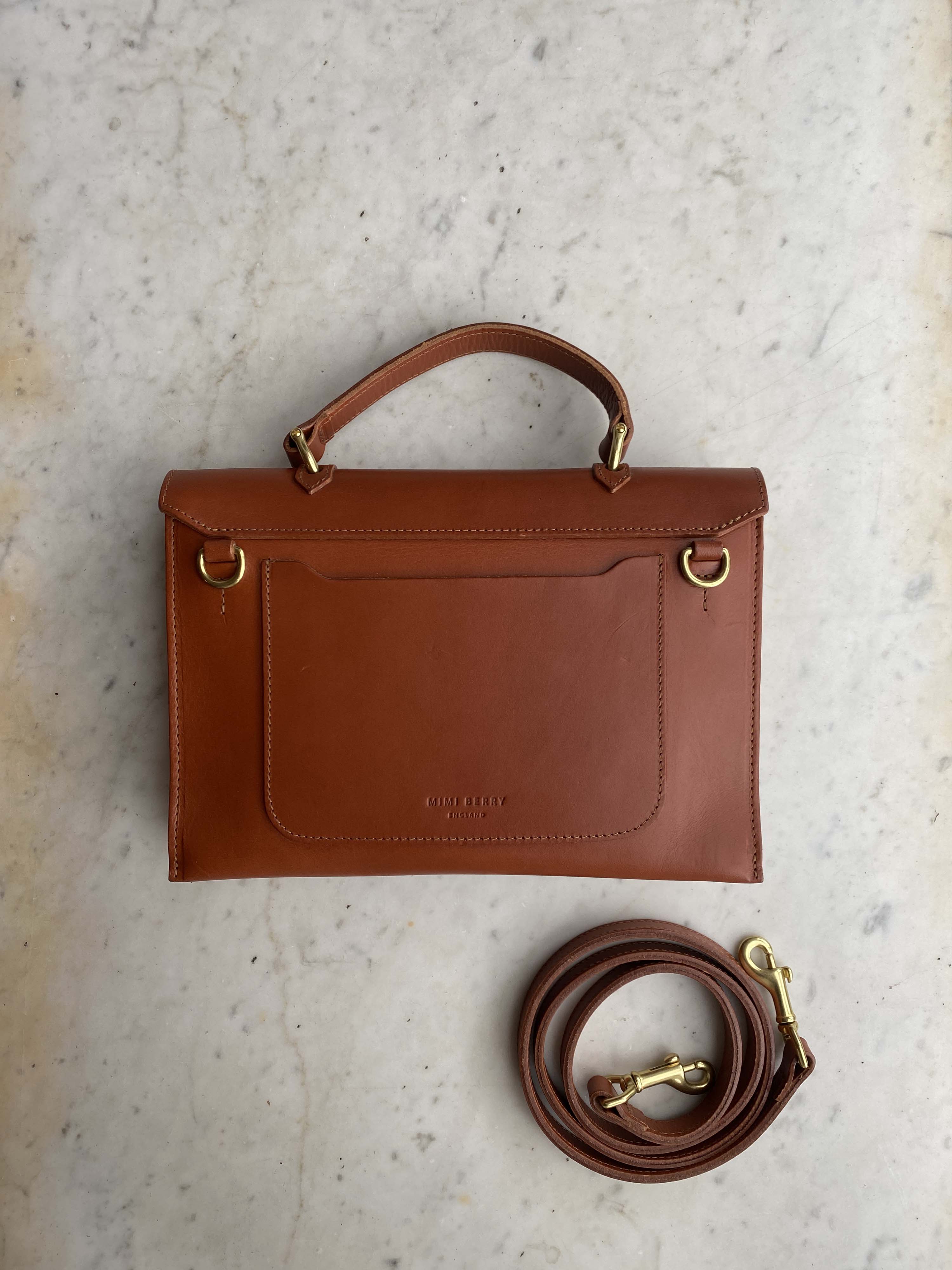 Hebe - Chestnut - Slight Scratch