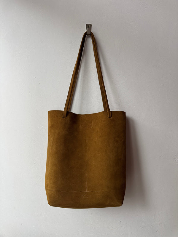 Dilly Marraca Tan Suede