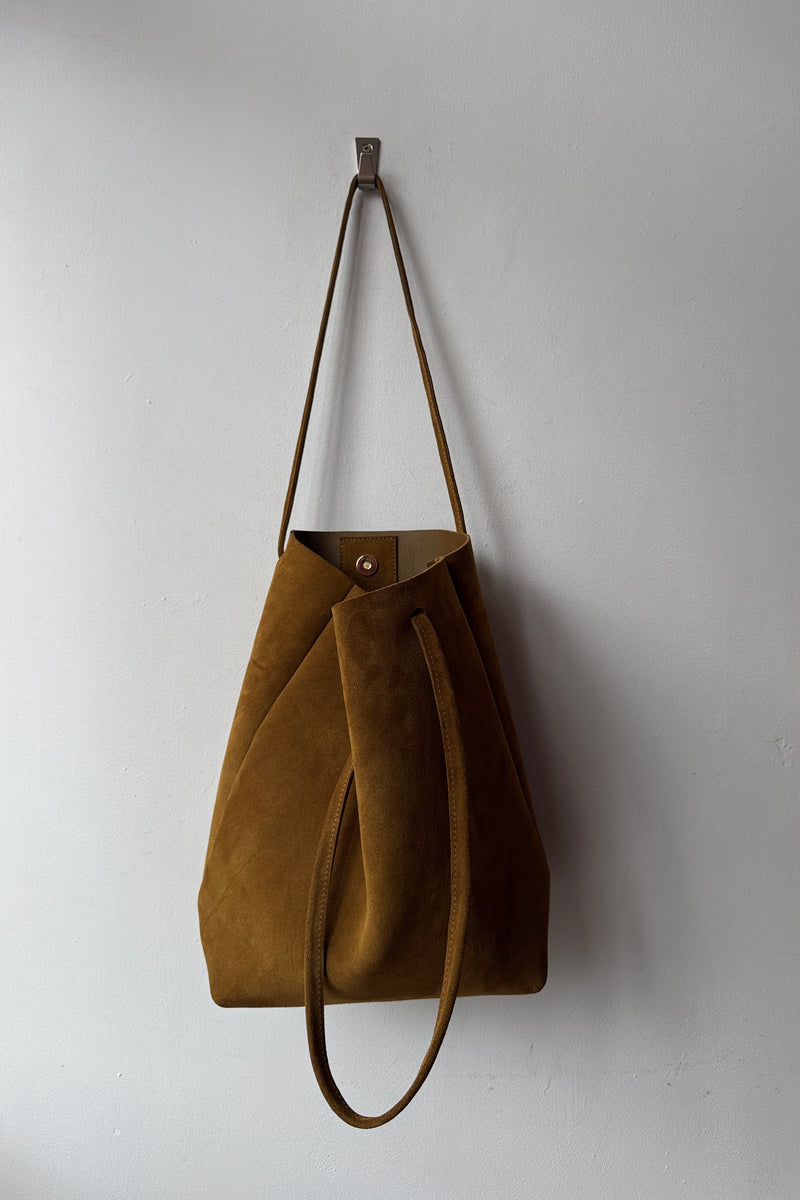 Dilly Marraca Tan Suede