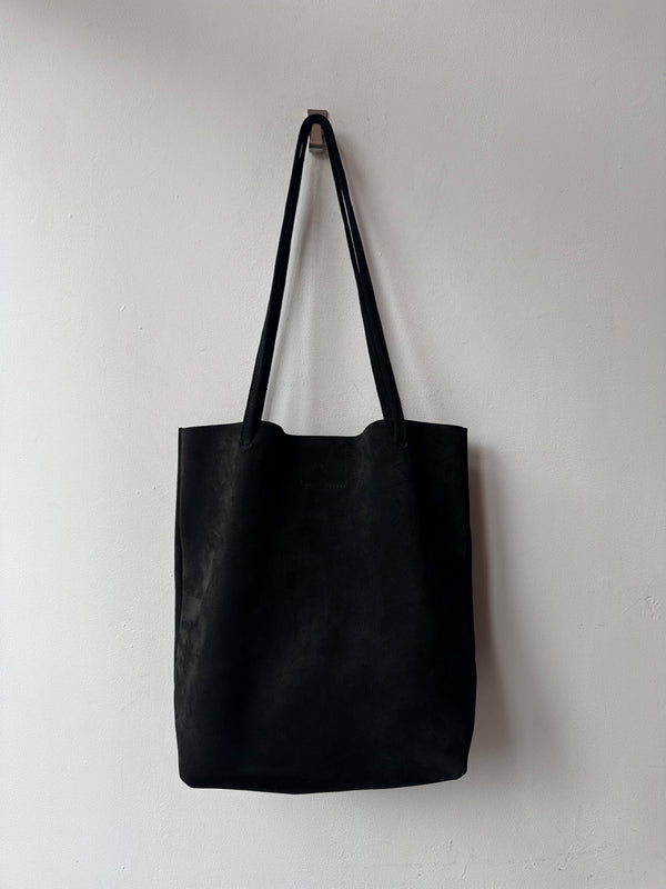 Dilly Black Suede