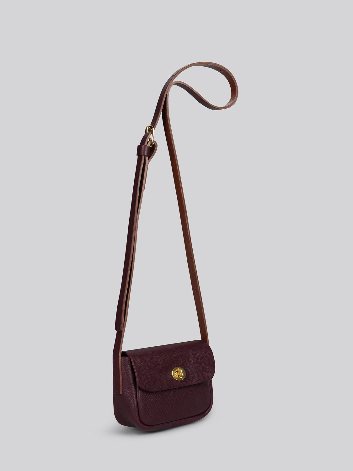Betty - Grainy Plum