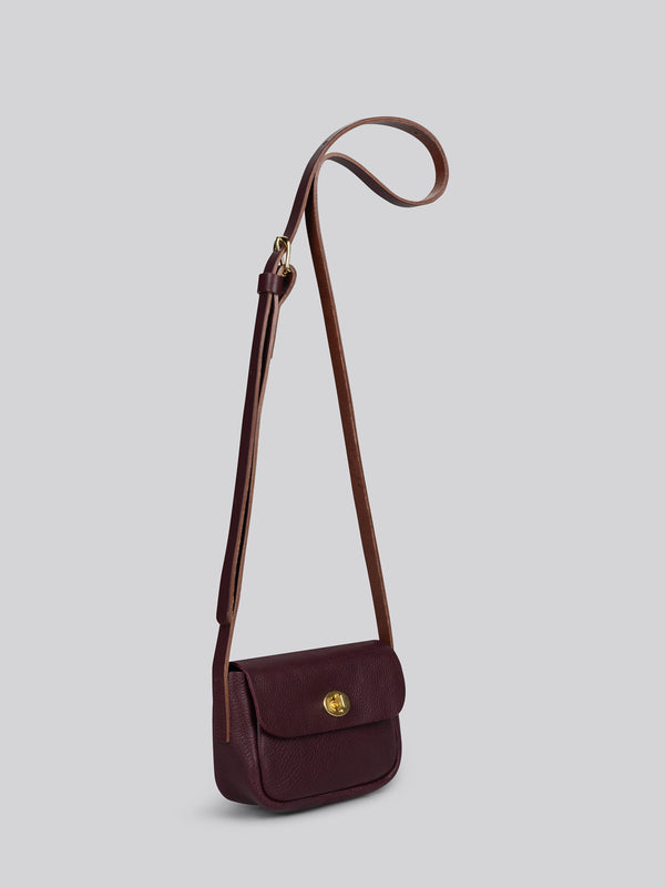 Betty - Grainy Plum