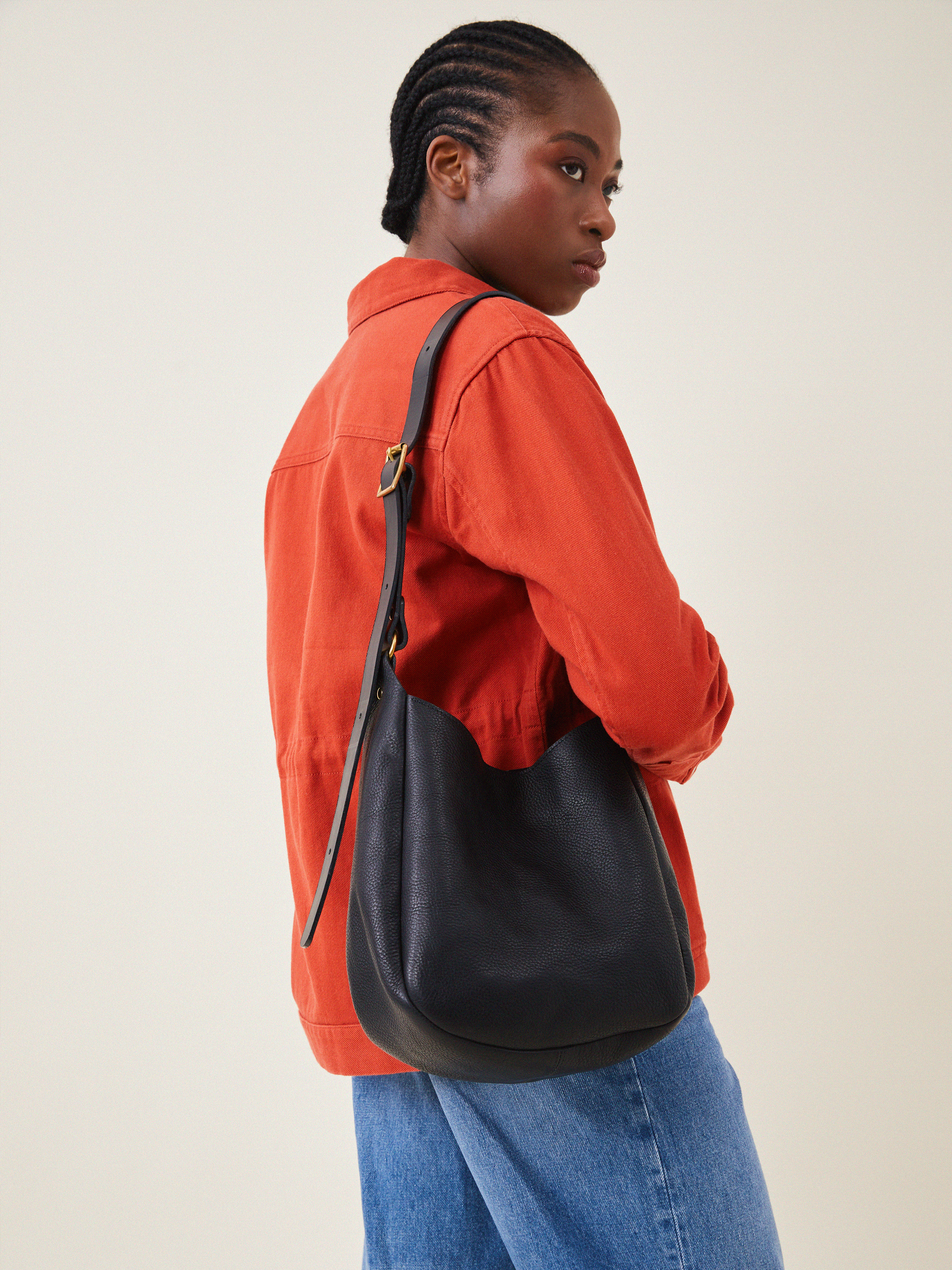 Russet - Grainy Black - Last one