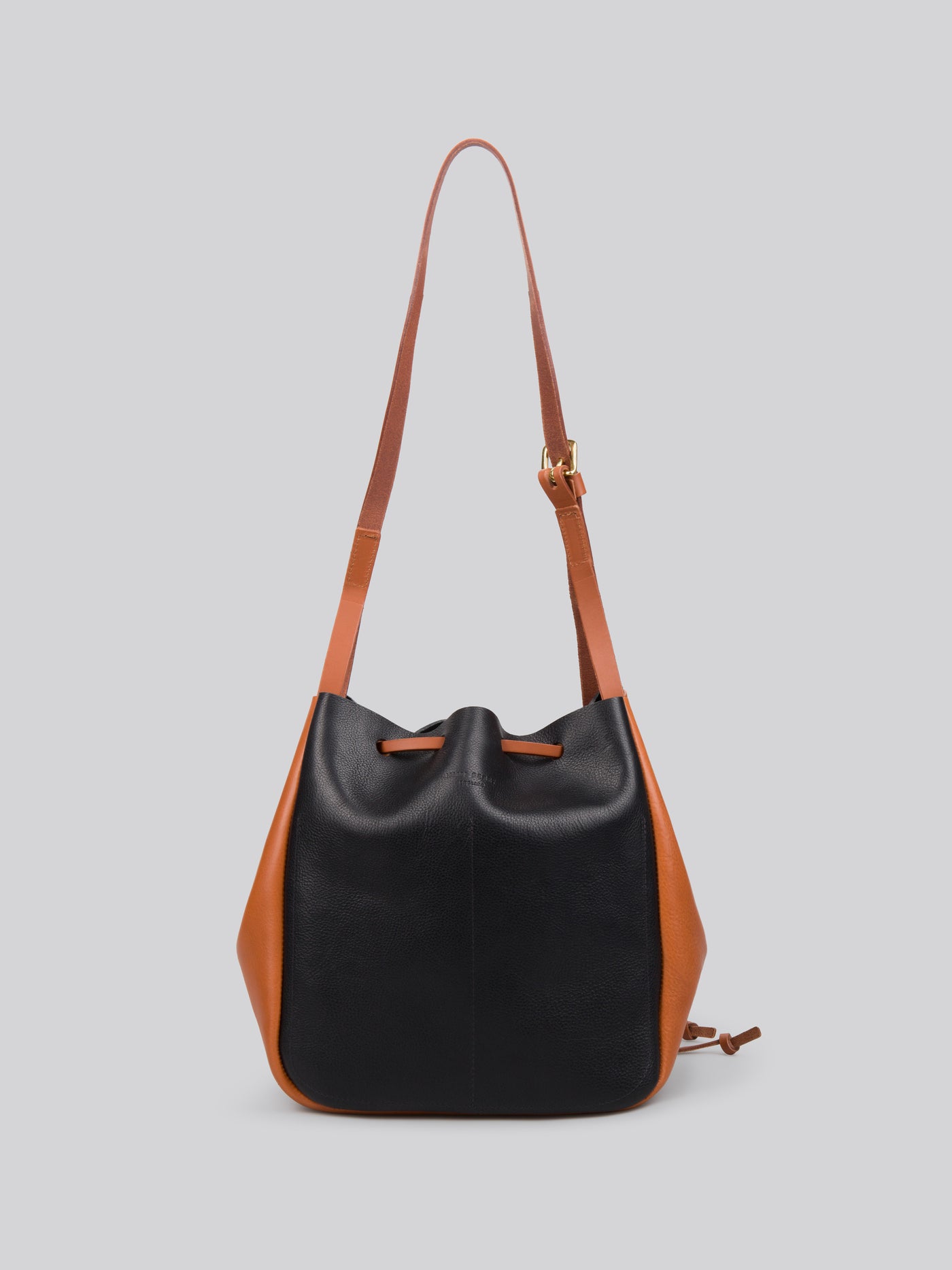 Cortina - Grainy Tan & Black}