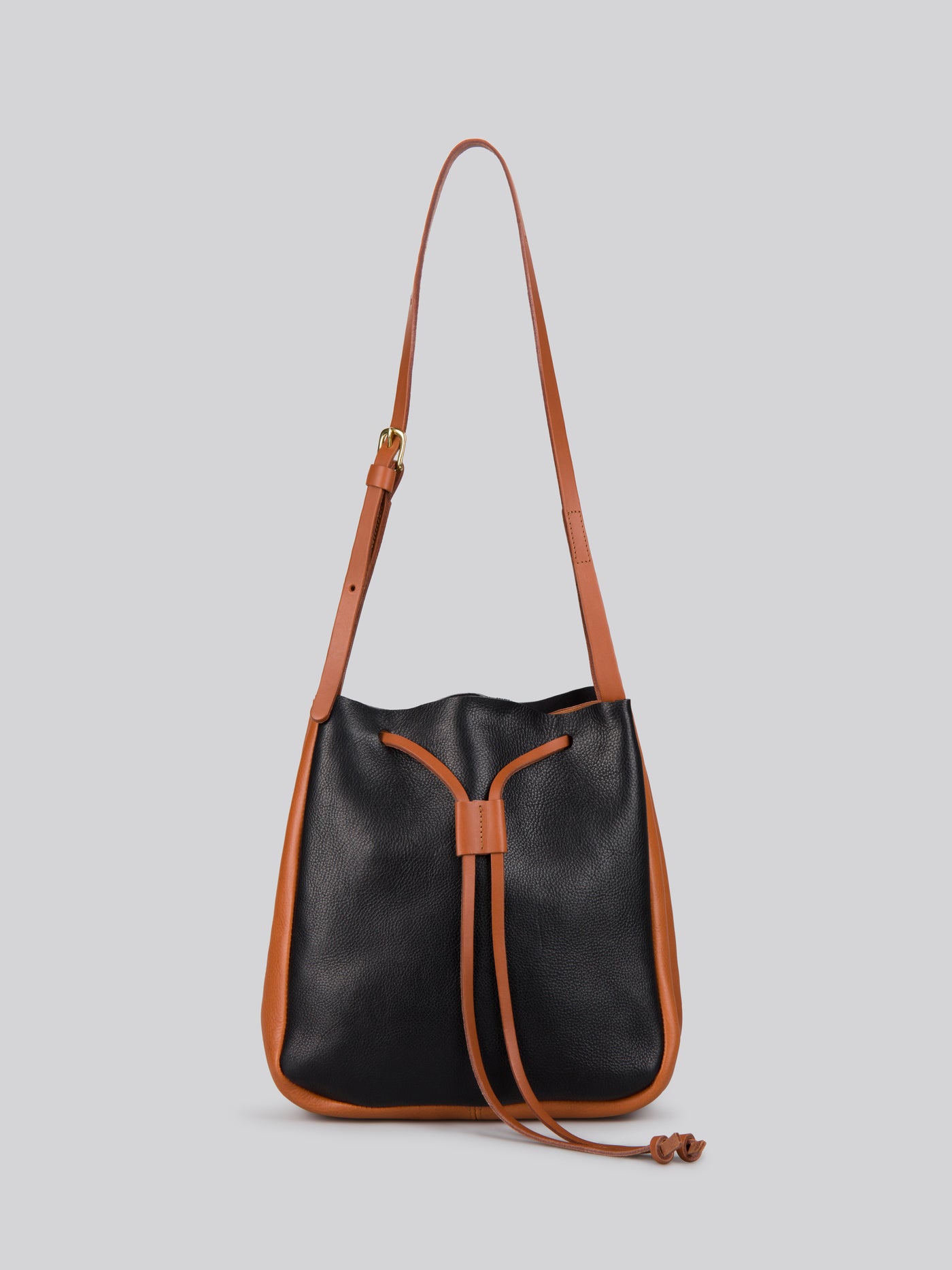Cortina - Grainy Tan & Black}