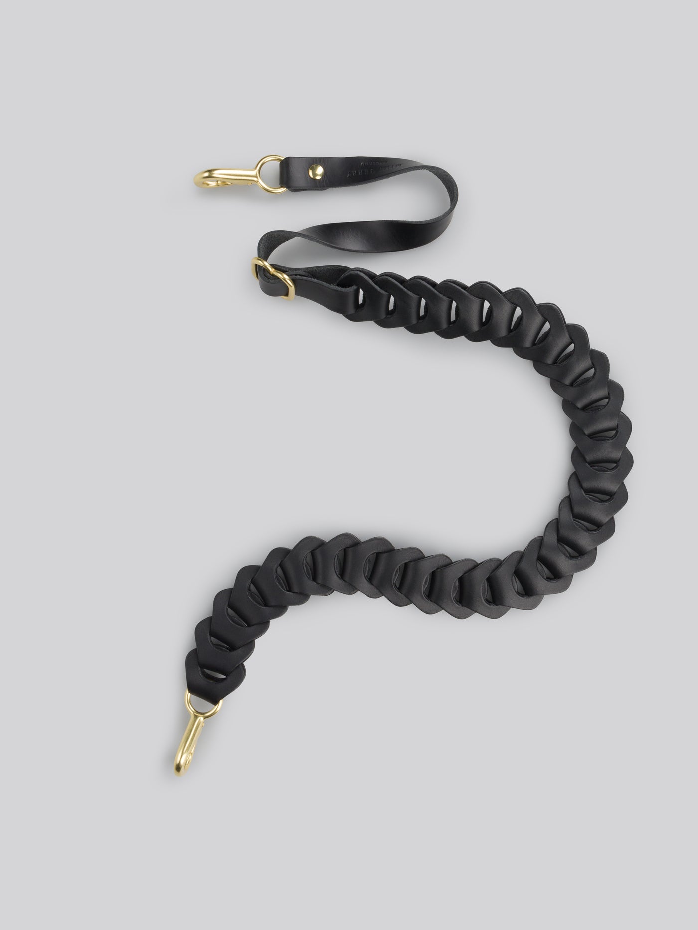 Linked Strap - Black}