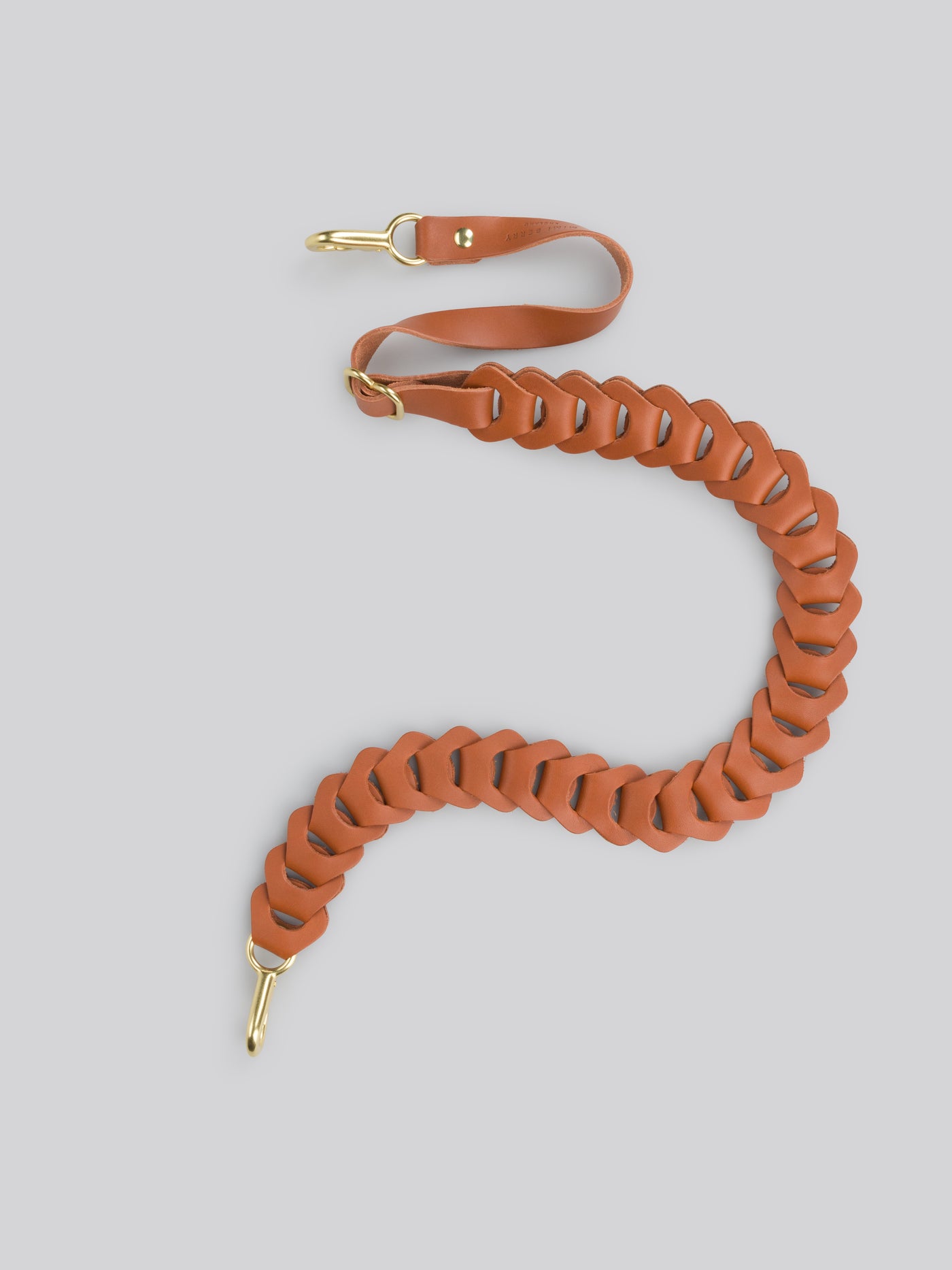 Linked Strap - Tan}